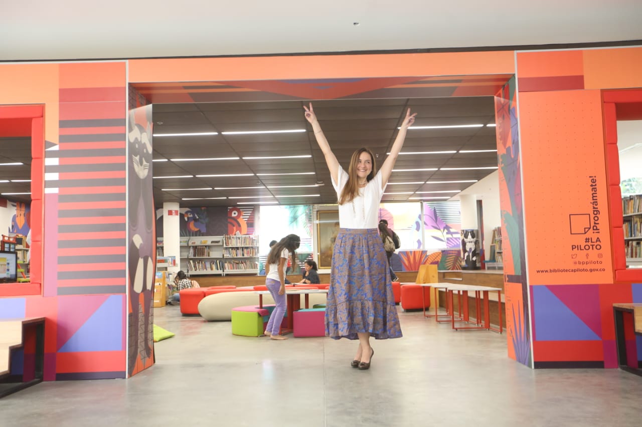 Shirley Zuluaga, directora de la Biblioteca Piloto de Medellín, que reabrió sus puertas el pasado 20 de diciembre.  / Cortesía
