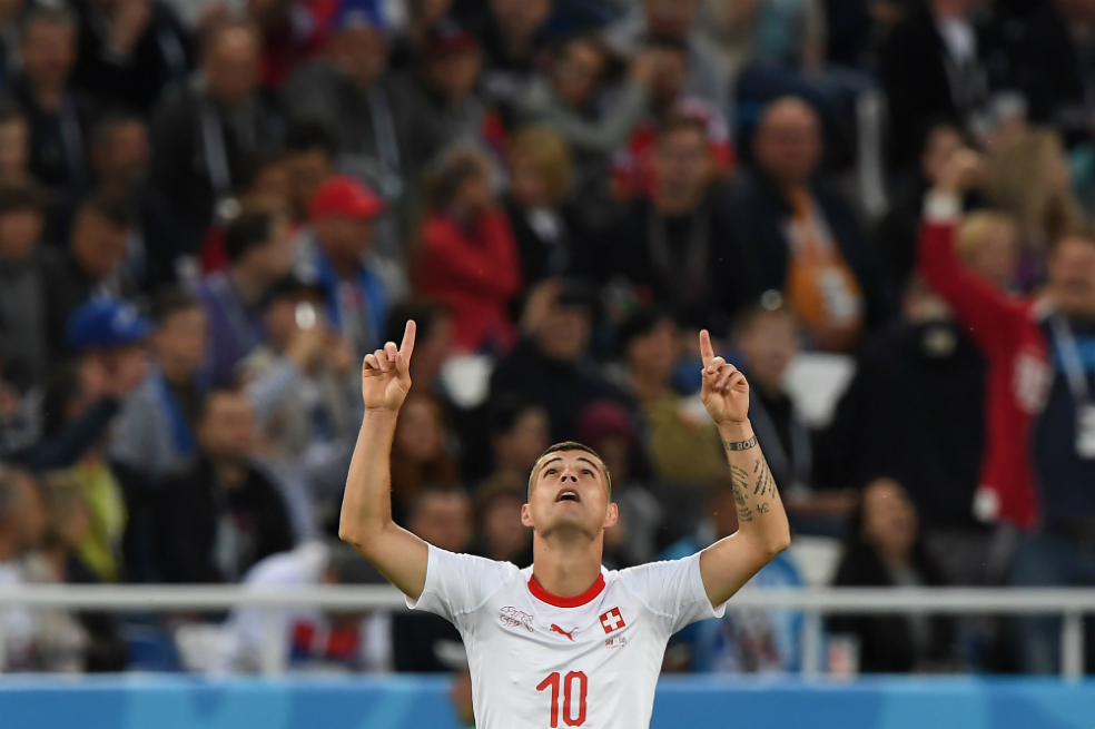 Shaqiri y Xhaka protagonizaron celebración más polémica del Mundial, ¿por qué?