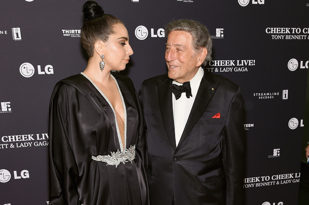 Tony Bennett y Lady Gaga lanzan «Cheek To Cheek»