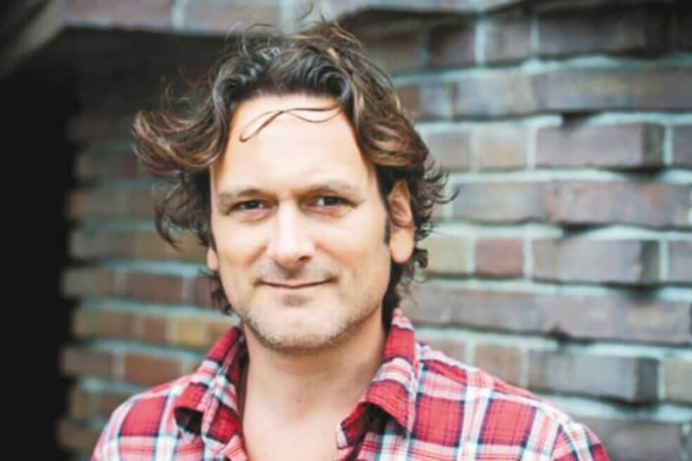 Jan Paul Schutten: Entre pinceles y plumas