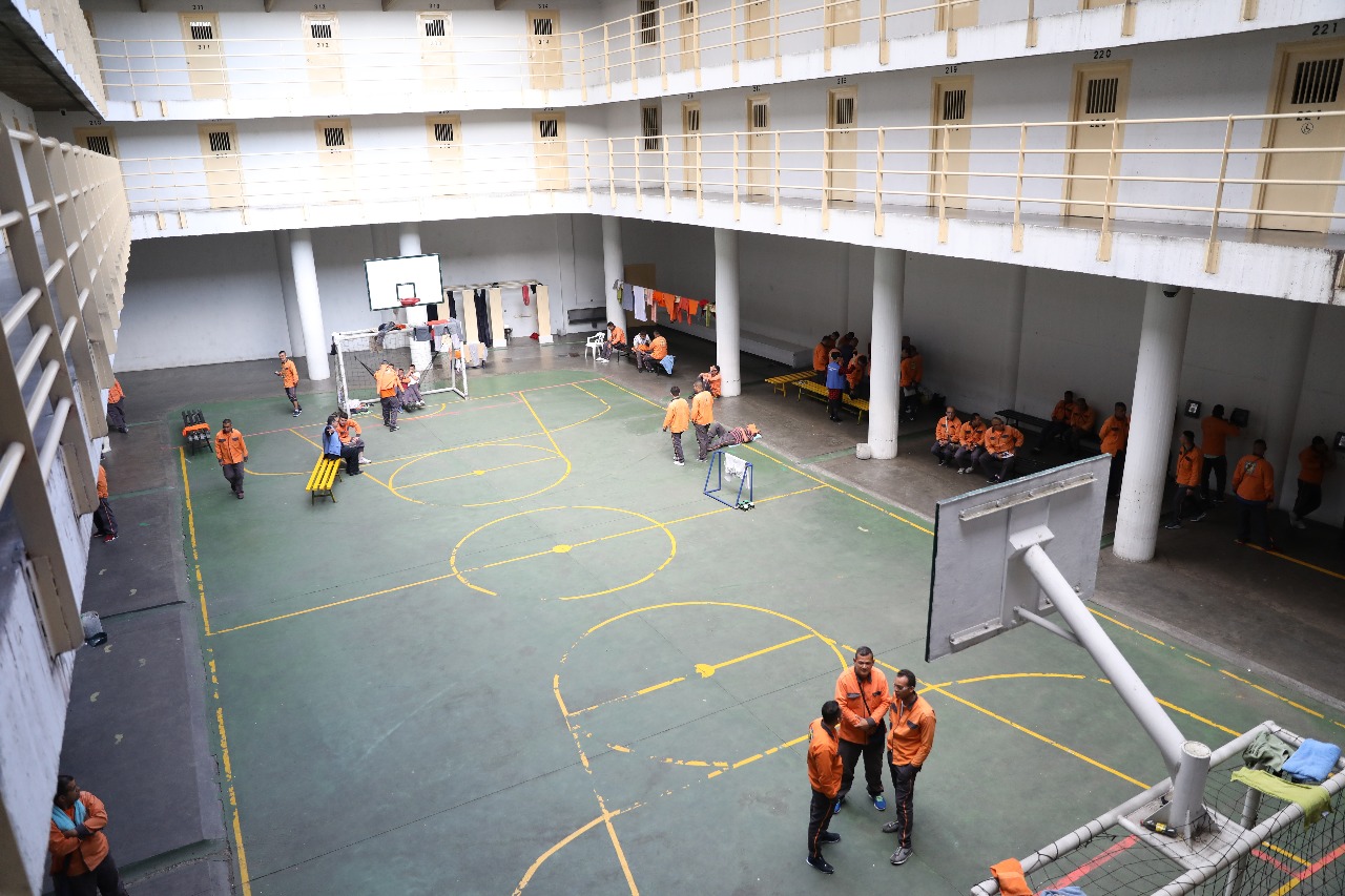 Cárcel Distrital recibió acreditación internacional