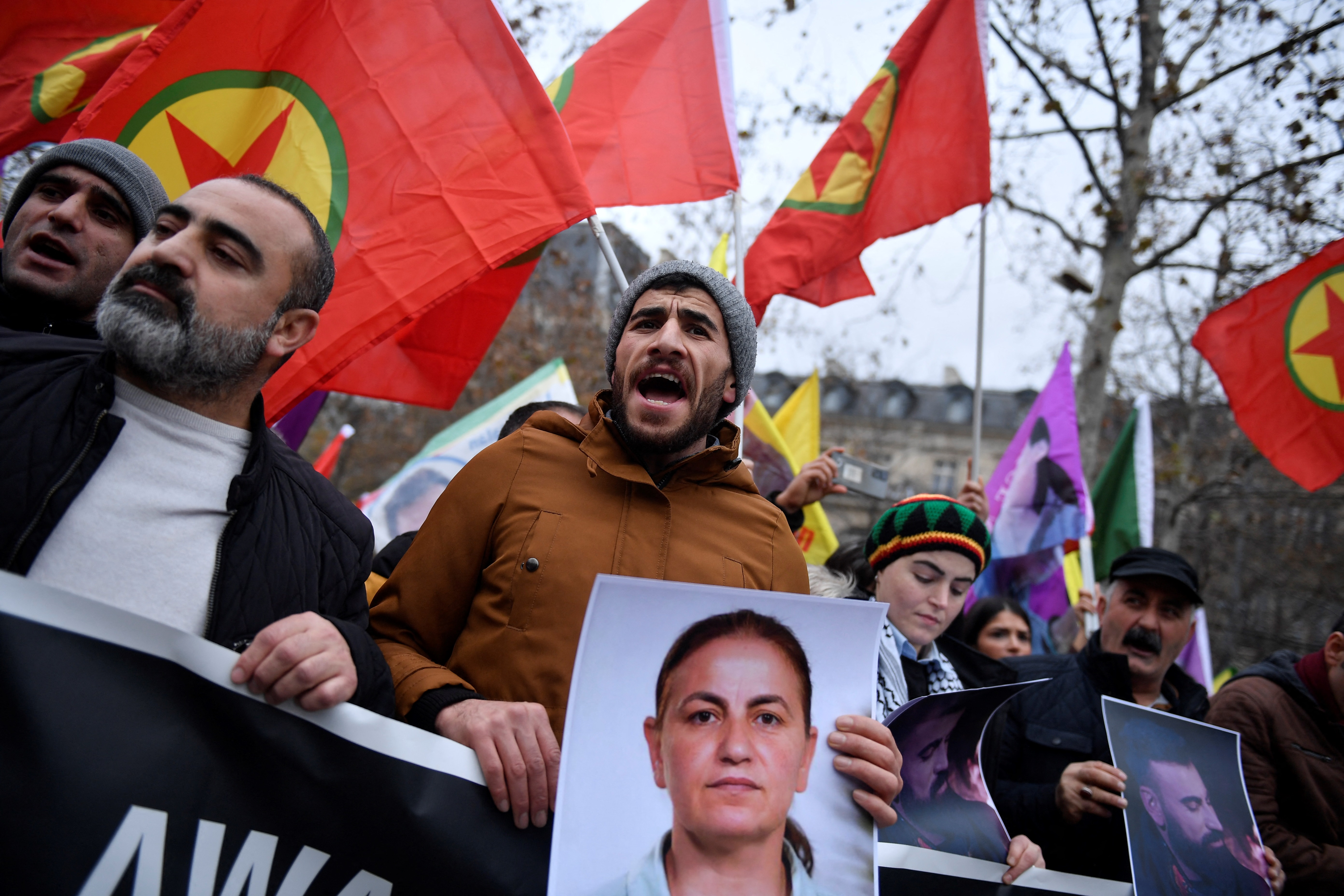 Presunto autor de tiroteo en París confesó haber actuado por racismo