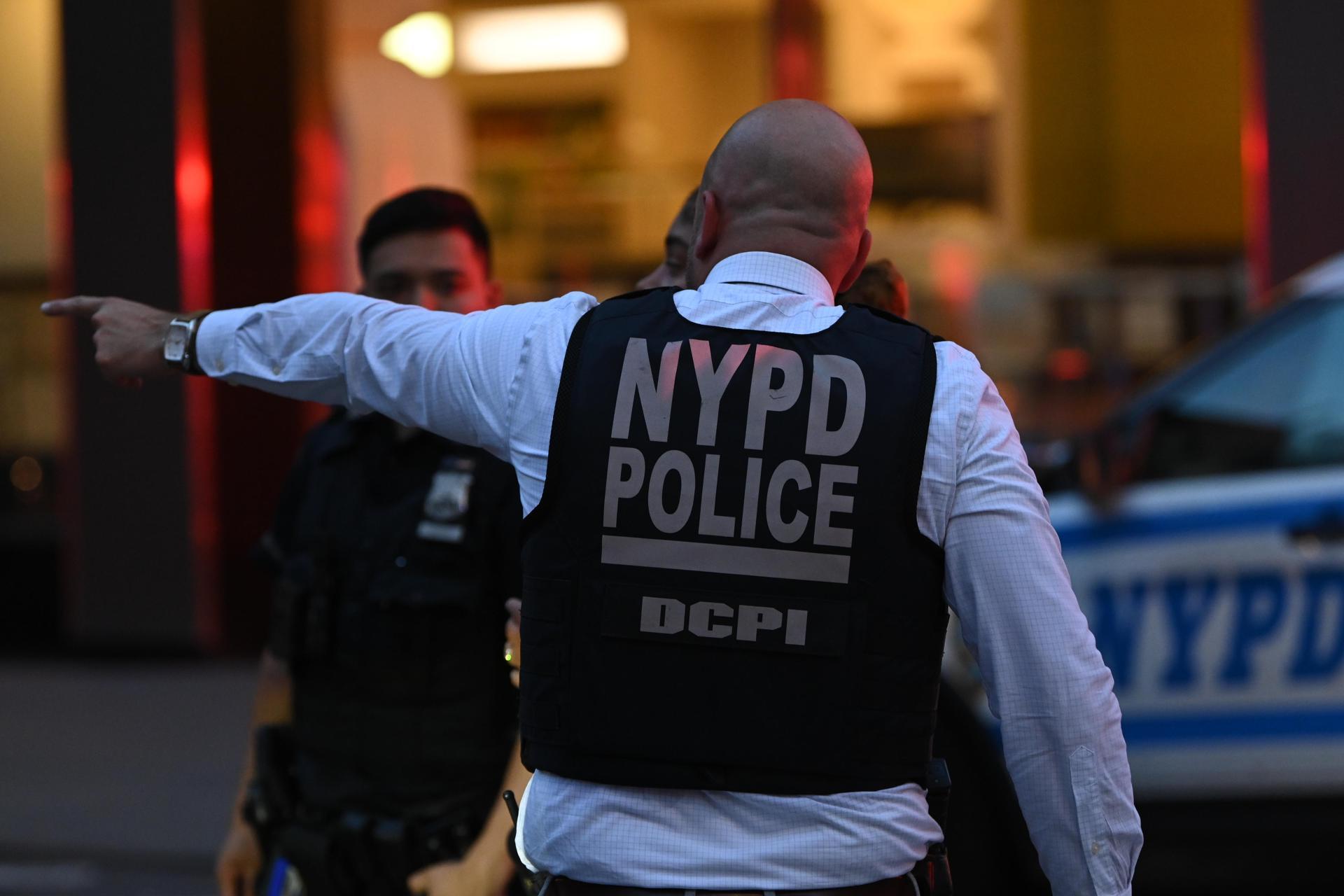 El misterio de las personas que salen de las alcantarillas en Nueva York: policía investiga