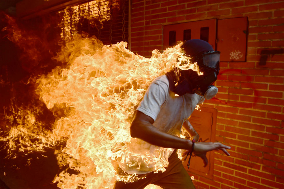 Una imagen de las protestas en Venezuela, nominada al World Press Photo