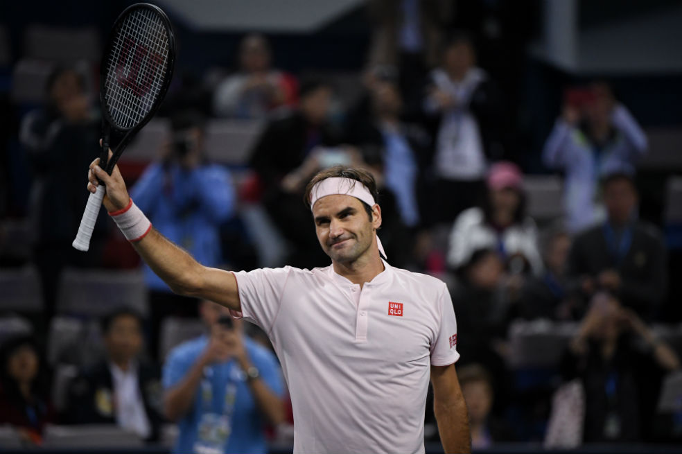 Federer venció a Bautista y avanzó a cuartos en Shanghai