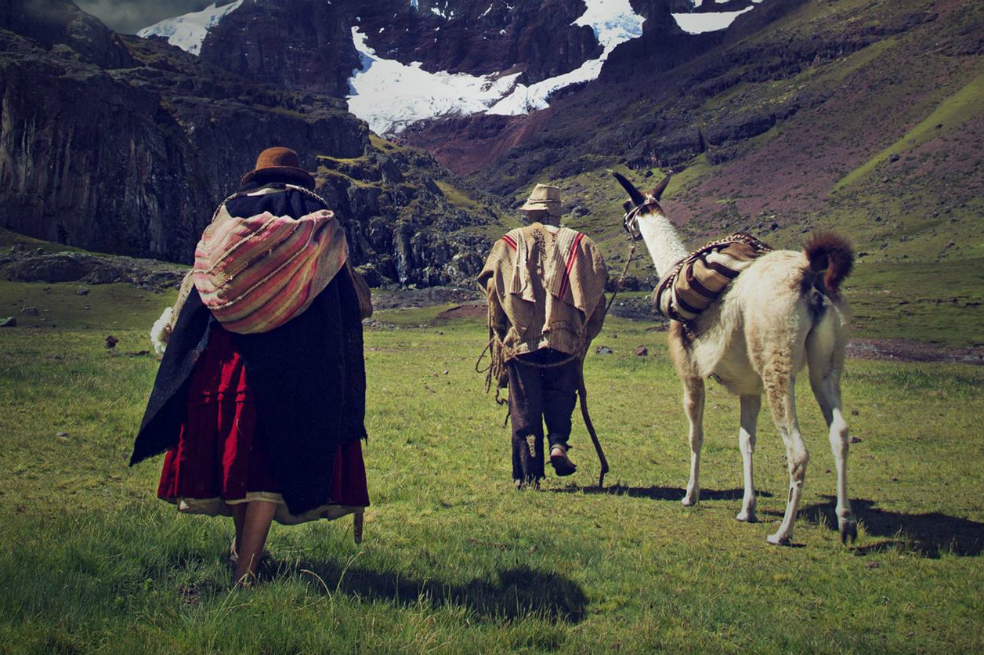 Perú postula a los premios Óscar y Goya una película en su lengua indígena «aymara»