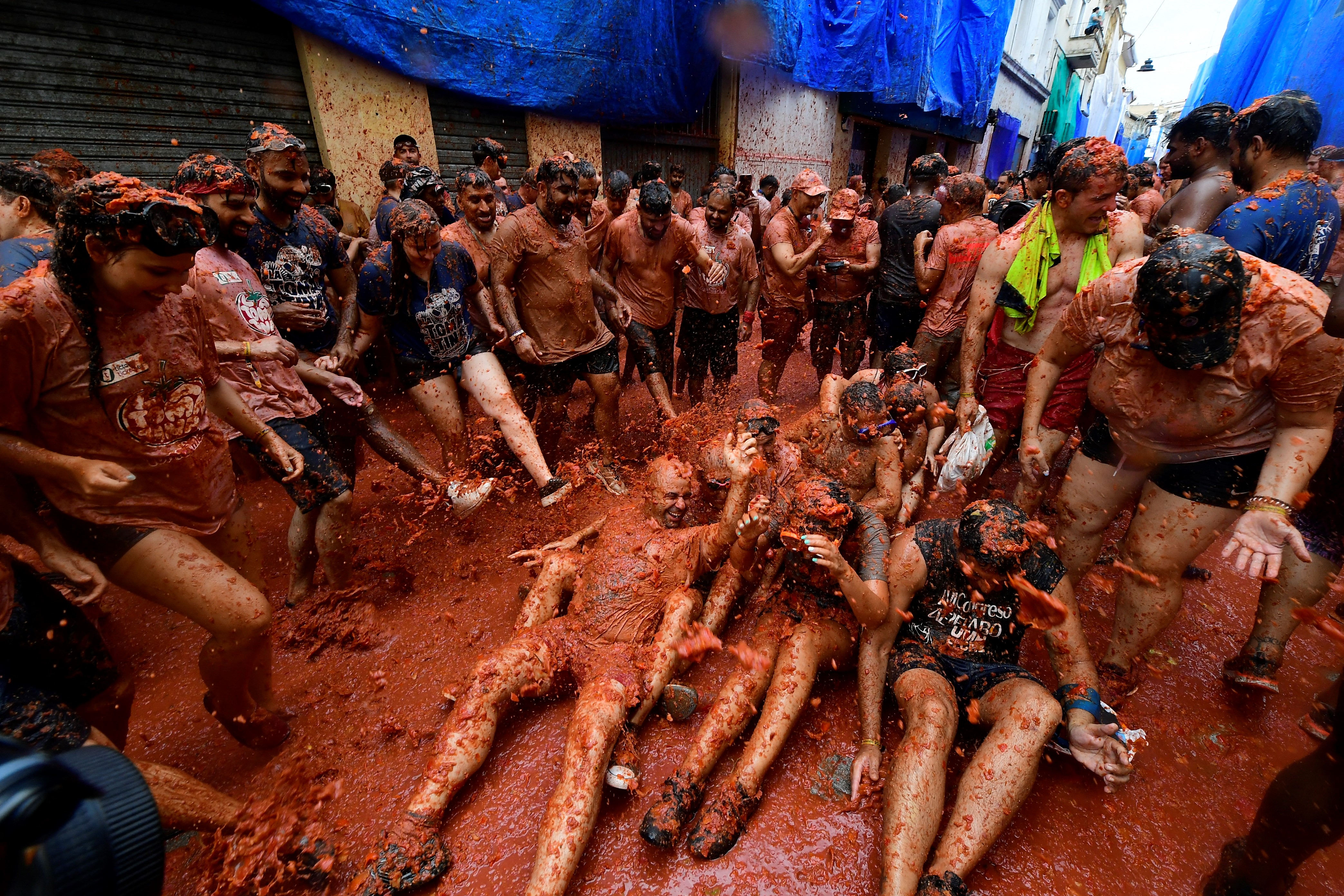 En fotos: así se vivió la tradicional fiesta de ‘Tomatina’ en Buñol