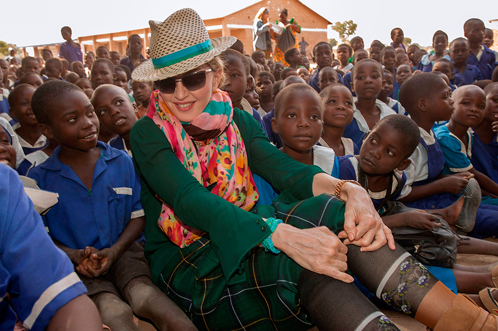 Madonna mintió y sí adoptó a dos niñas en Malawi