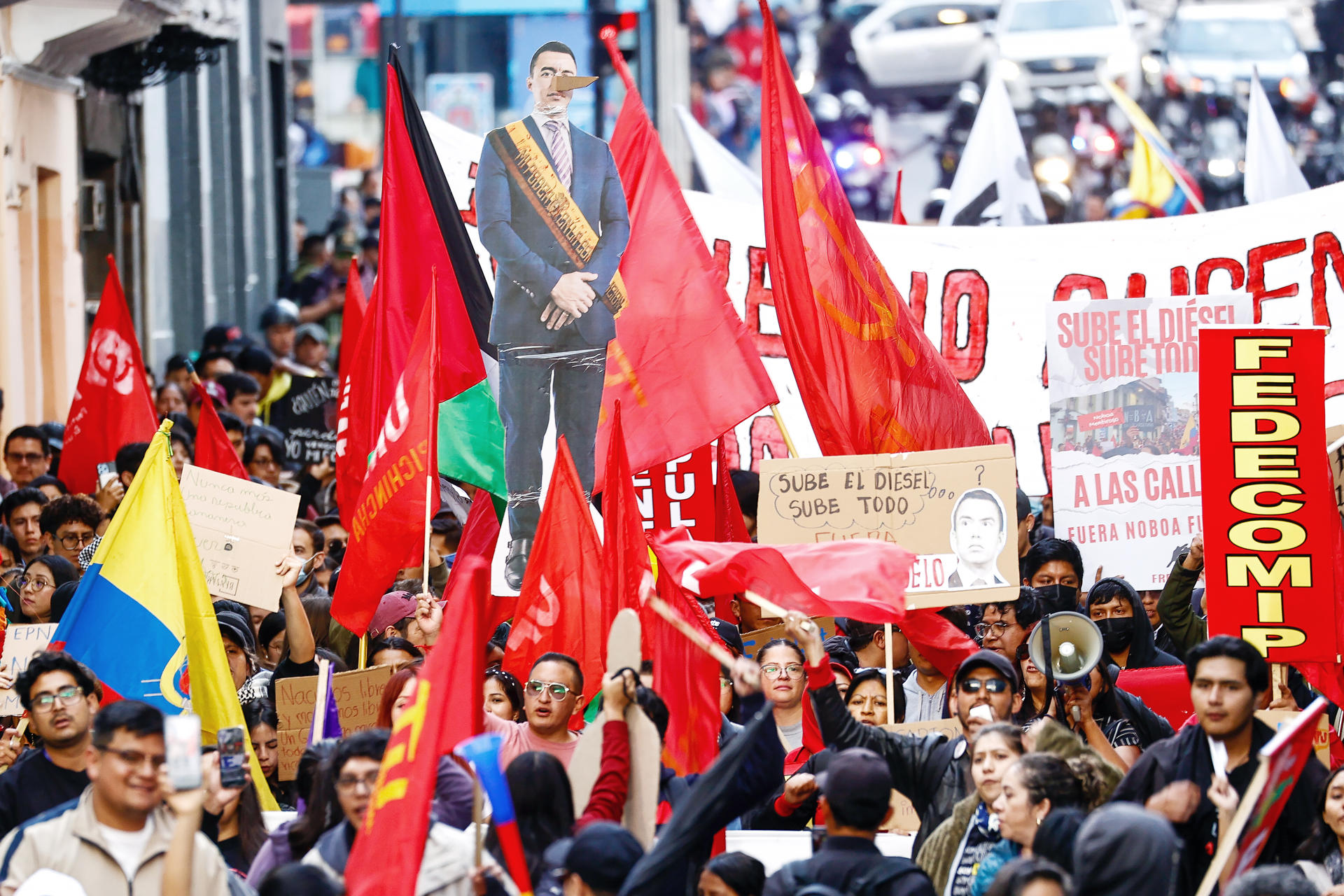 Noboa respondió con el estado de excepción a las protestas por el diésel en Ecuador