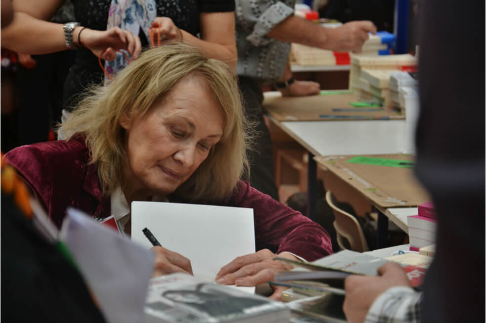 Annie Ernaux, Nobel de Literatura 2022, escribe desde su propia experiencia