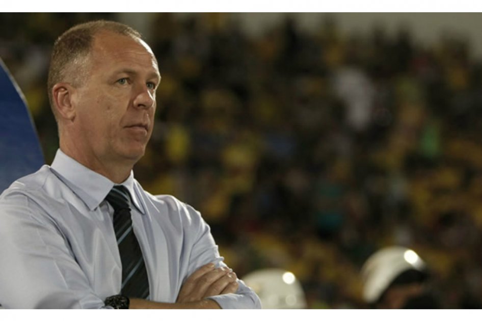 Cruzeiro anuncia la contratación del técnico Mano Menezes