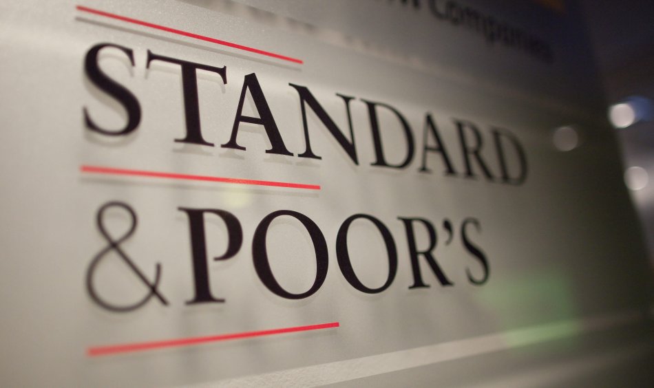 EE.UU. planea demanda contra S&P por bonos hipotecarios: WSJ