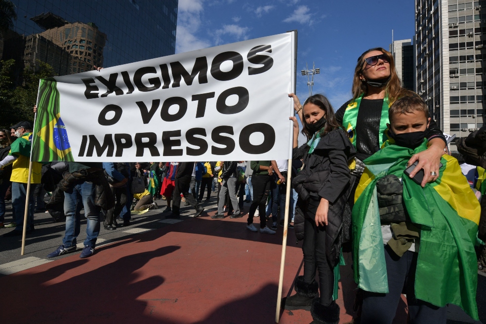 Jair Bolsonaro, otro populista que agita el fantasma de fraude electoral