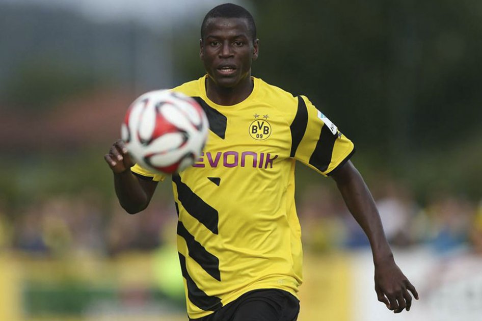 Adrián Ramos anotó en la victoria del Borussia Dortmund