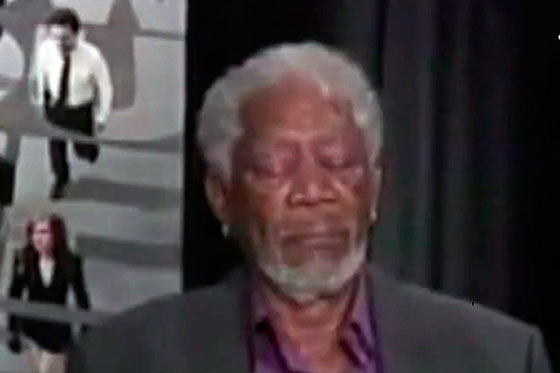 Morgan Freeman se quedó dormido durante entrevista