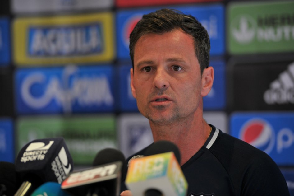 “Soy el técnico de Millonarios, quiero ganarlo todo”: Diego Cocca