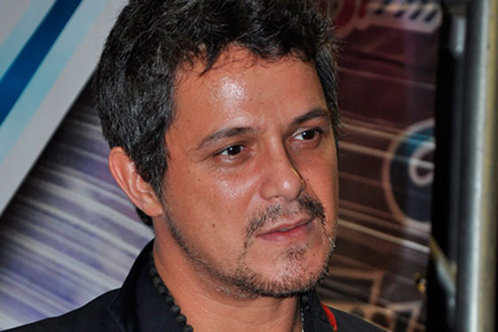 Alejandro Sanz respalda a los opositores chavistas