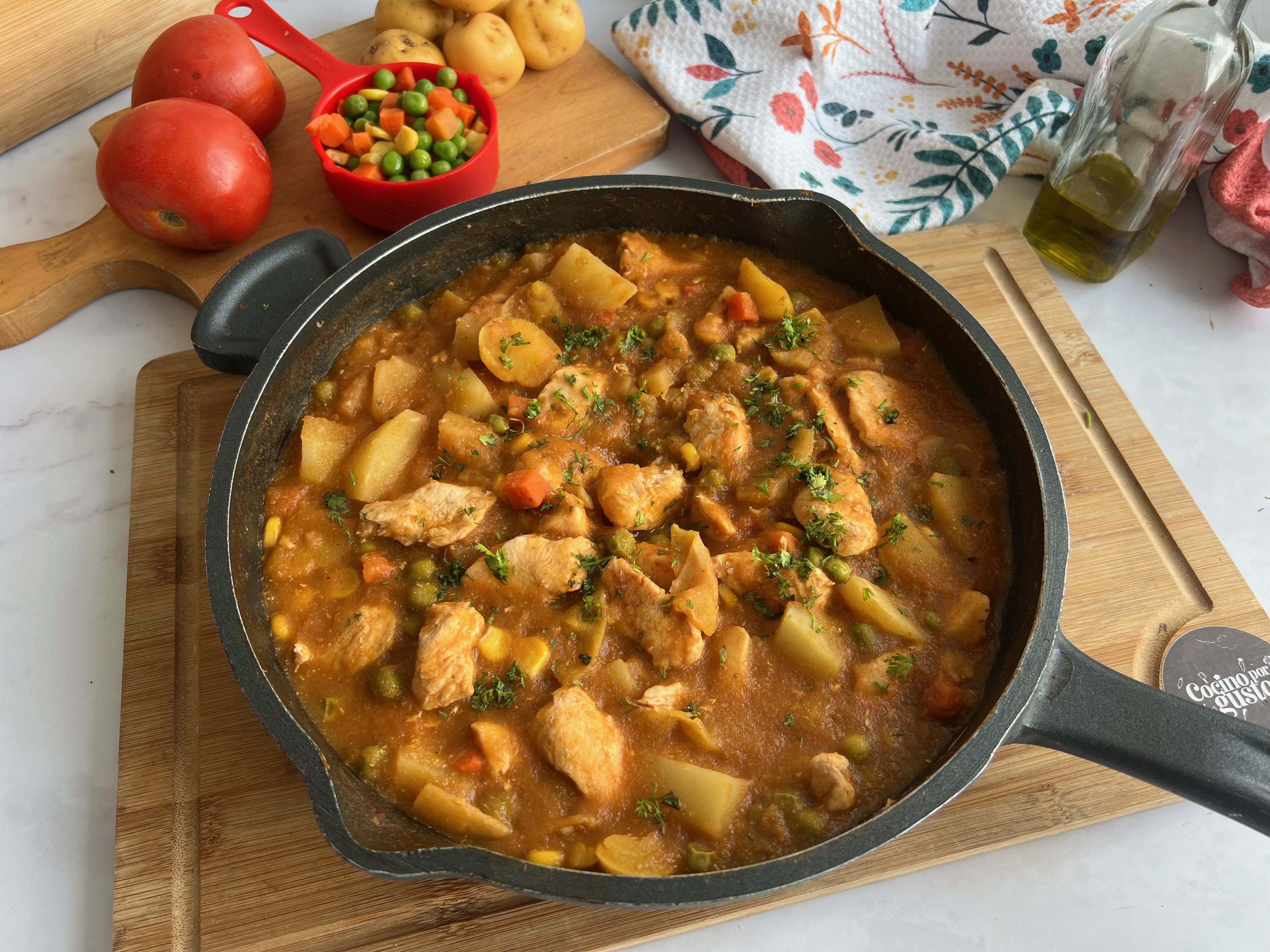 Goulash de pollo
