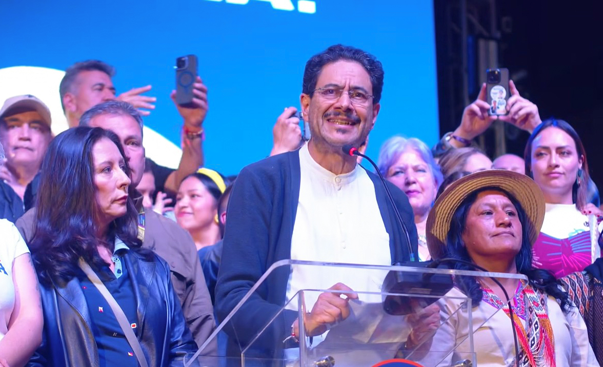 Discurso de Iván Cepeda EN VIVO: “El preconteo es un dato no oficial ni vinculante”