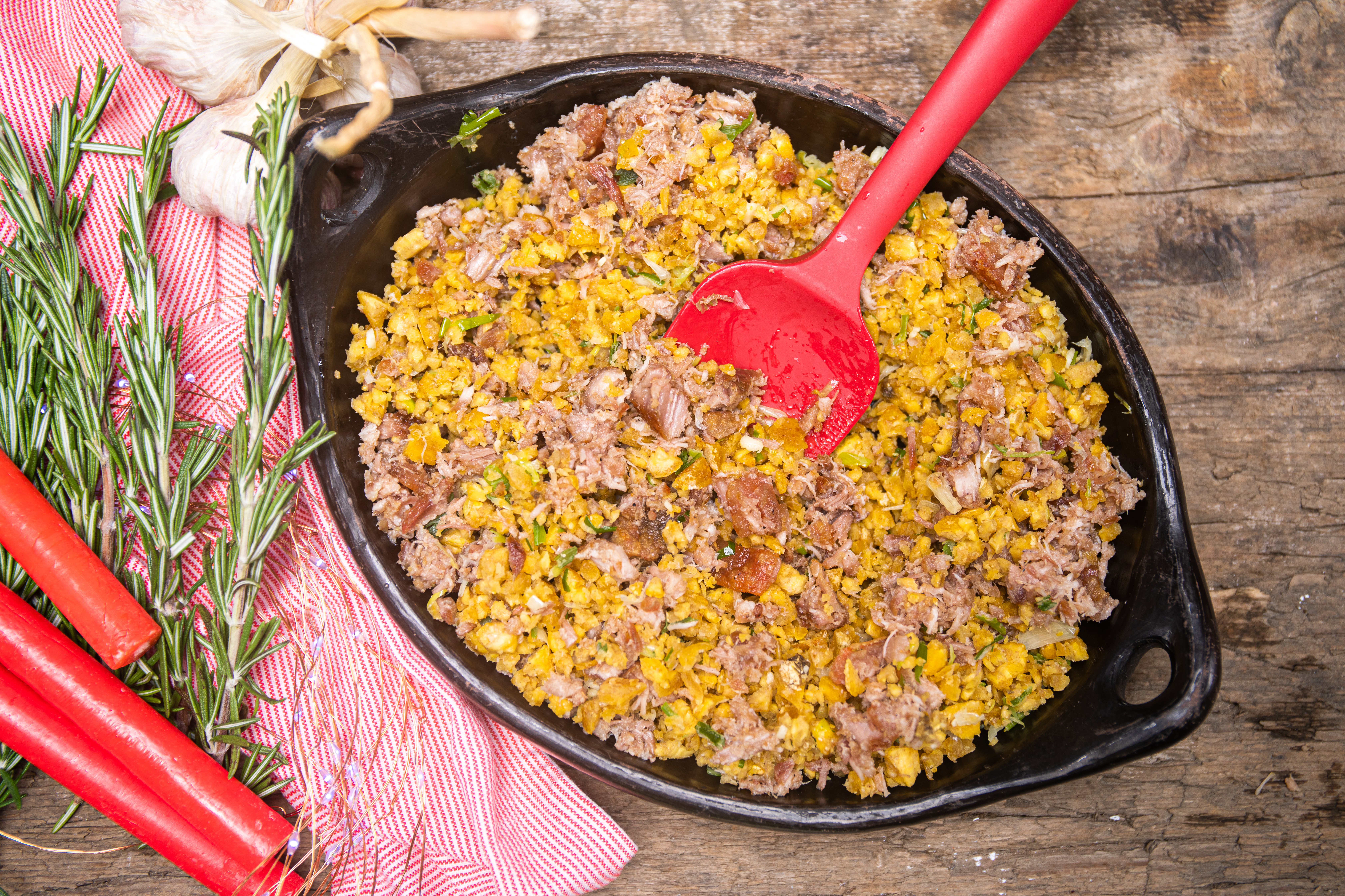 Marranitas de plátano y chicharrón