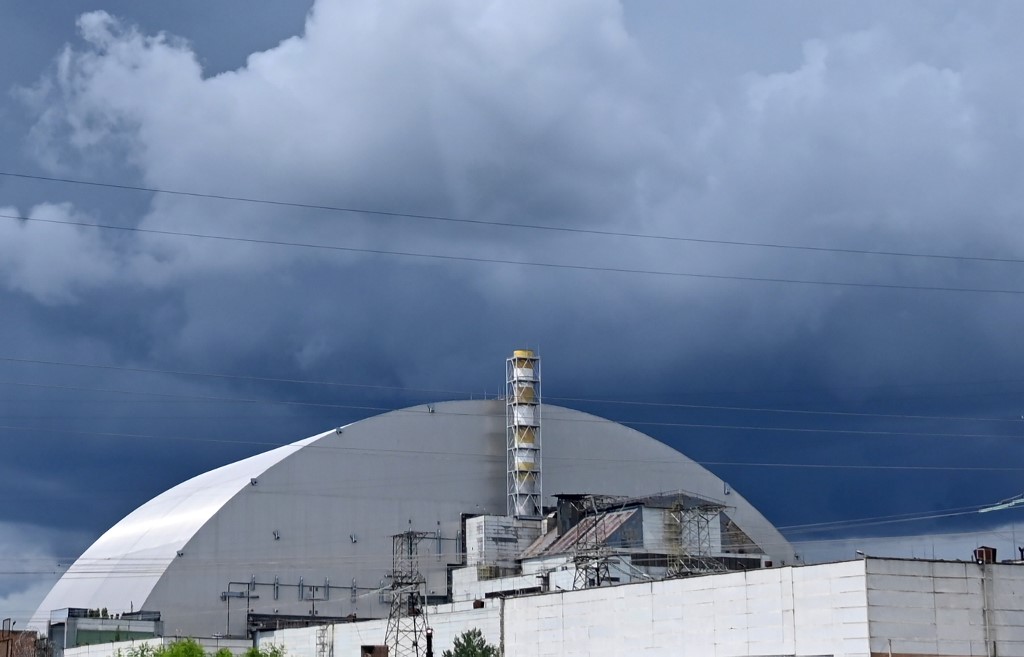 La planta de Chernóbil, situada en una zona de exclusión, tiene reactores fuera de servicio e instalaciones de residuos radioactivos. 