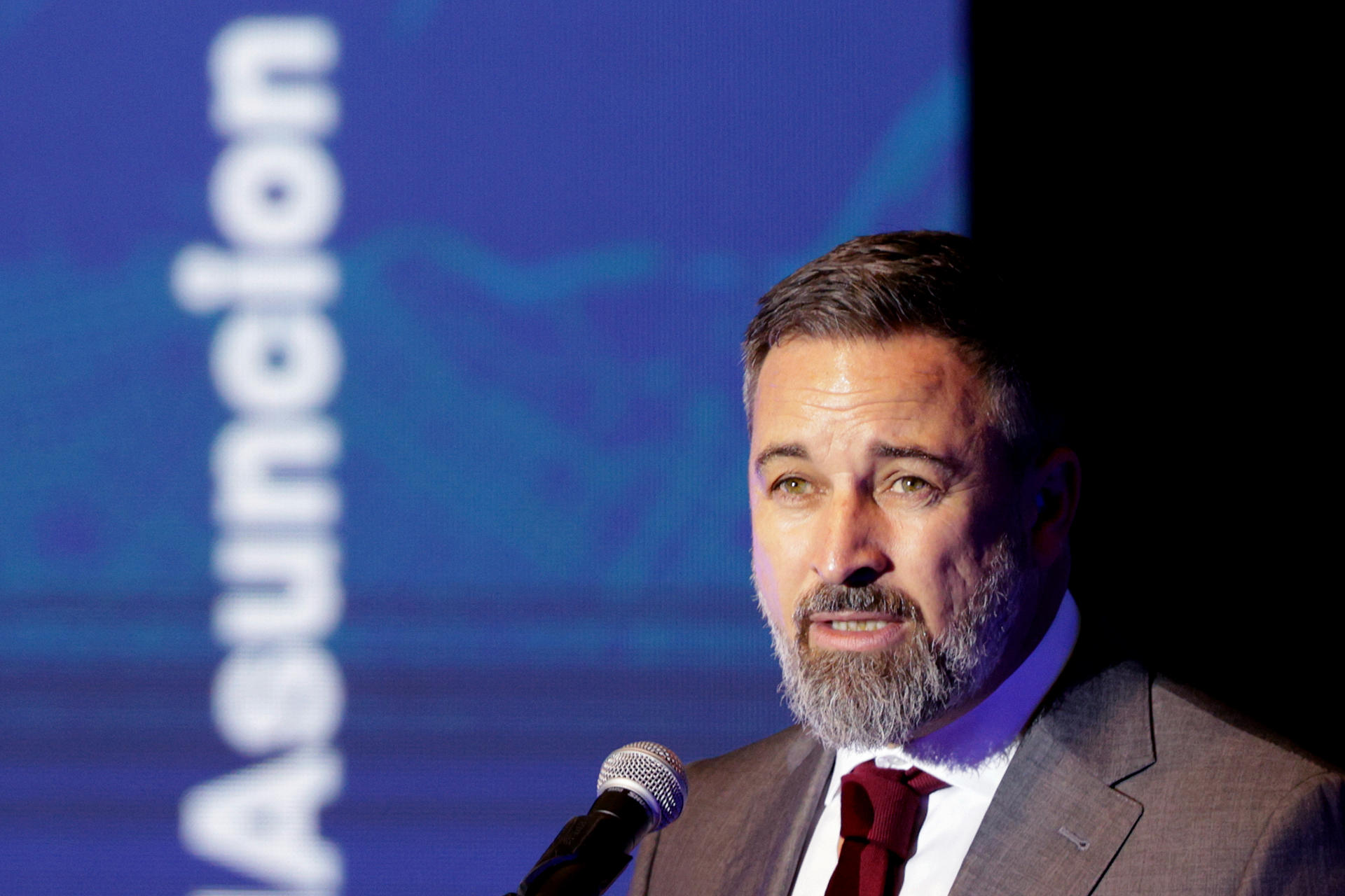 Derecha española propone repatriación “masiva” de migrantes como una “solución”