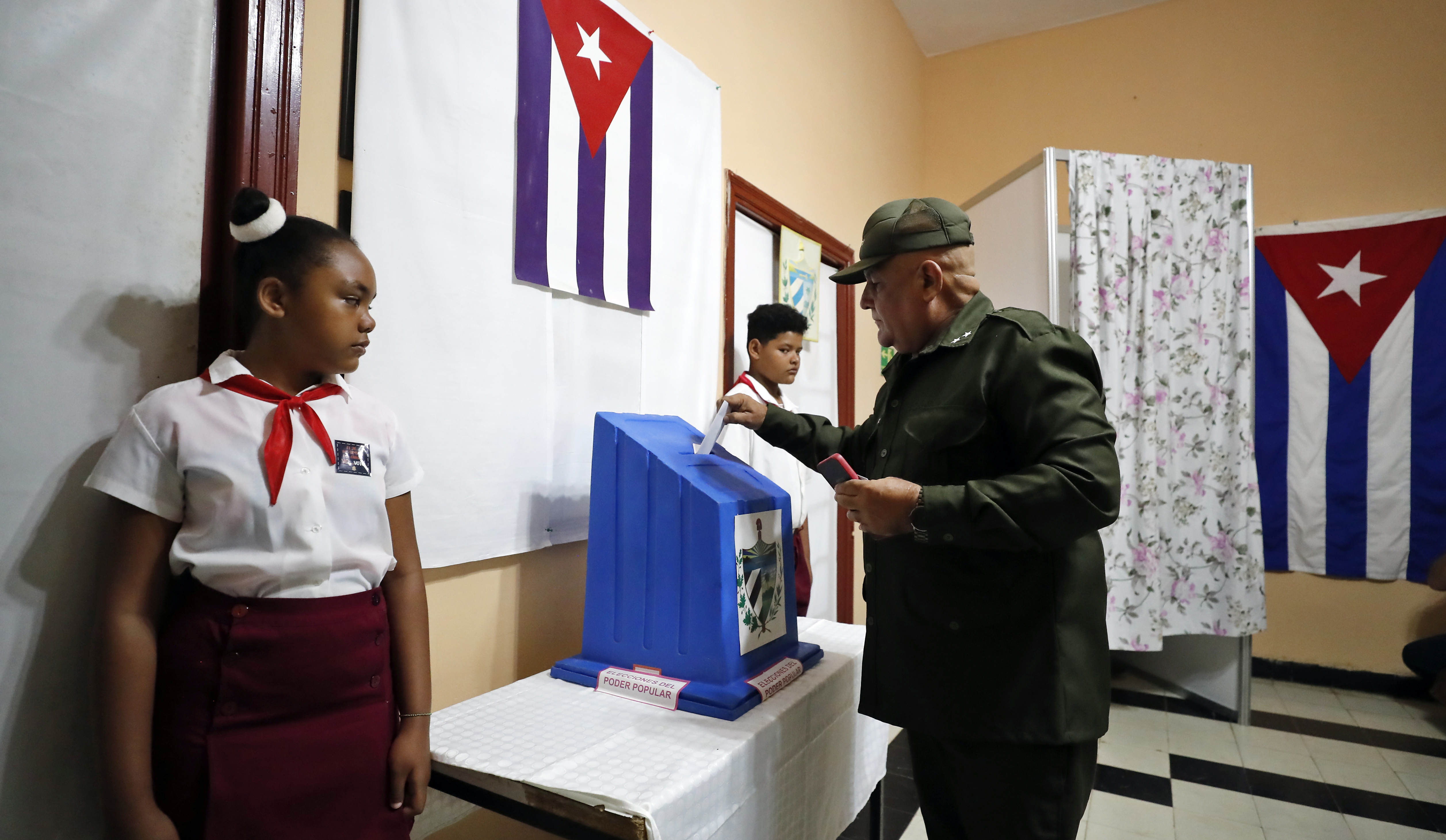 Díaz-Canel celebra el resultado de las elecciones parlamentarias en Cuba