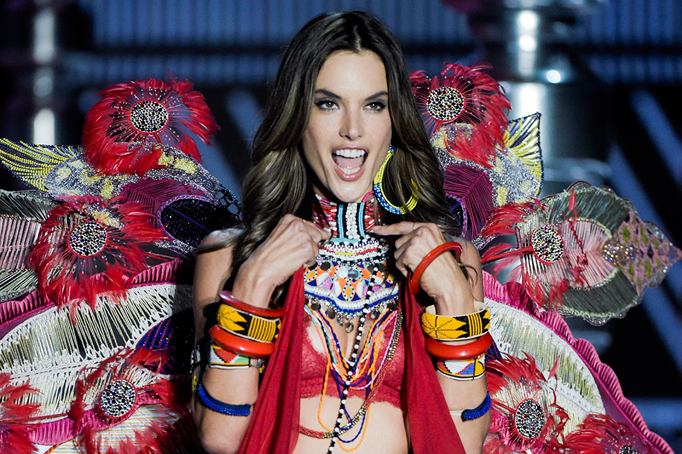 Alessandra Ambrosio renuncia a Victoria’s Secret