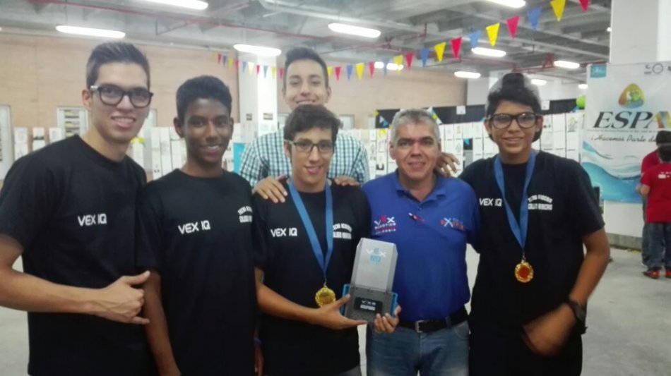 Estudiantes Santandereanos competirán en mundial de robótica en Estados Unidos. / Cortesía, Caracol TV.