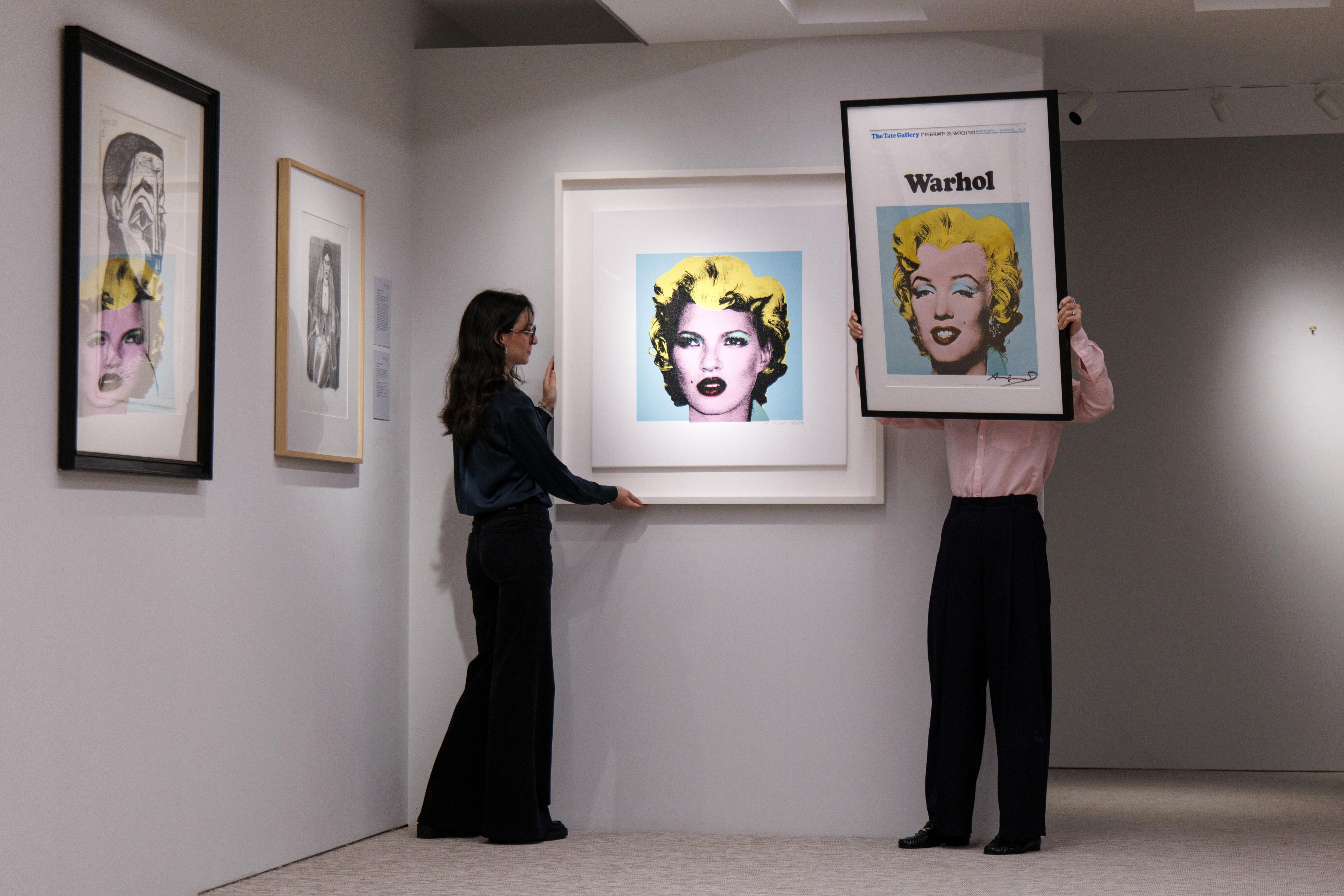 Roban dos retratos Andy Warhol en Países Bajos