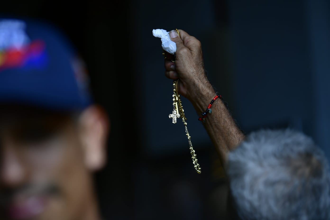 El candidato presidencial Abelardo de la Espriella cerró su campaña en Buga, Valle del Cauca. Los eventos tuvieron un fuerte componente religioso en la visita a la basílica menor del Señor de los Milagros.