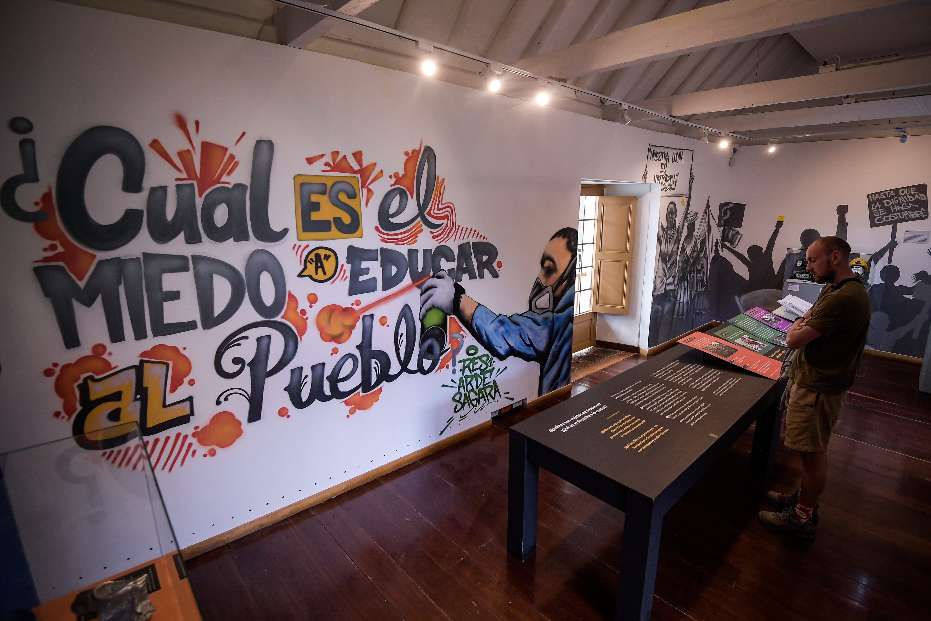 “Alza la voz” del Museo de Bogotá es la sala que recoge esta intervención museográfica.