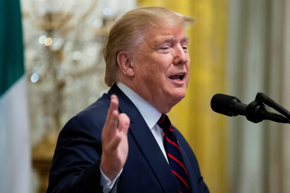 Trump dice que Pelosi es una “enferma” tras una tensa reunión sobre Siria