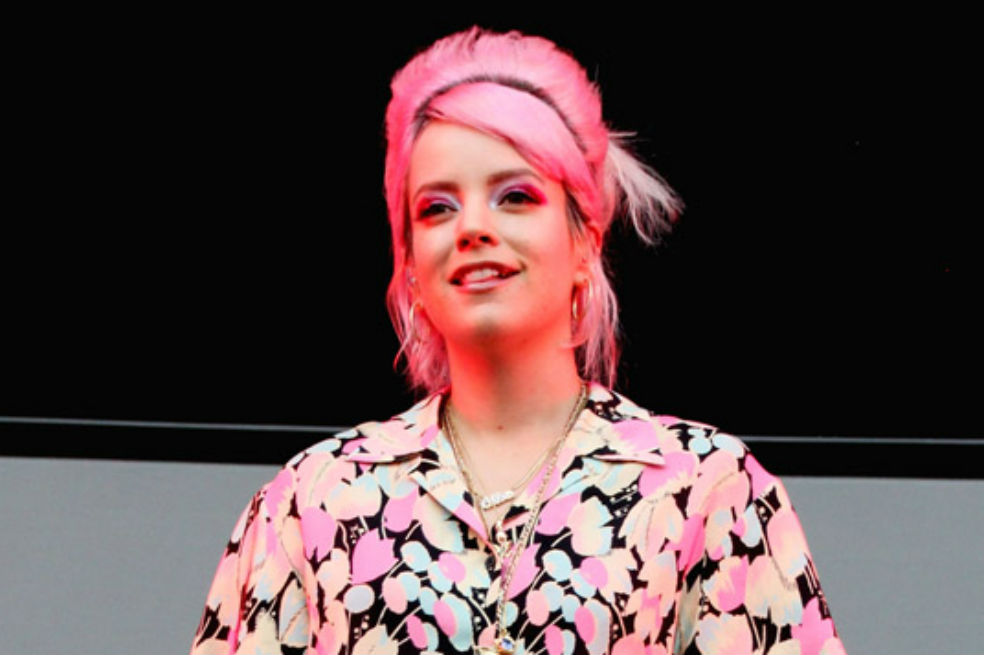 Warner Music no «tomó medidas» ante el caso de acoso sexual hacia Lily Allen