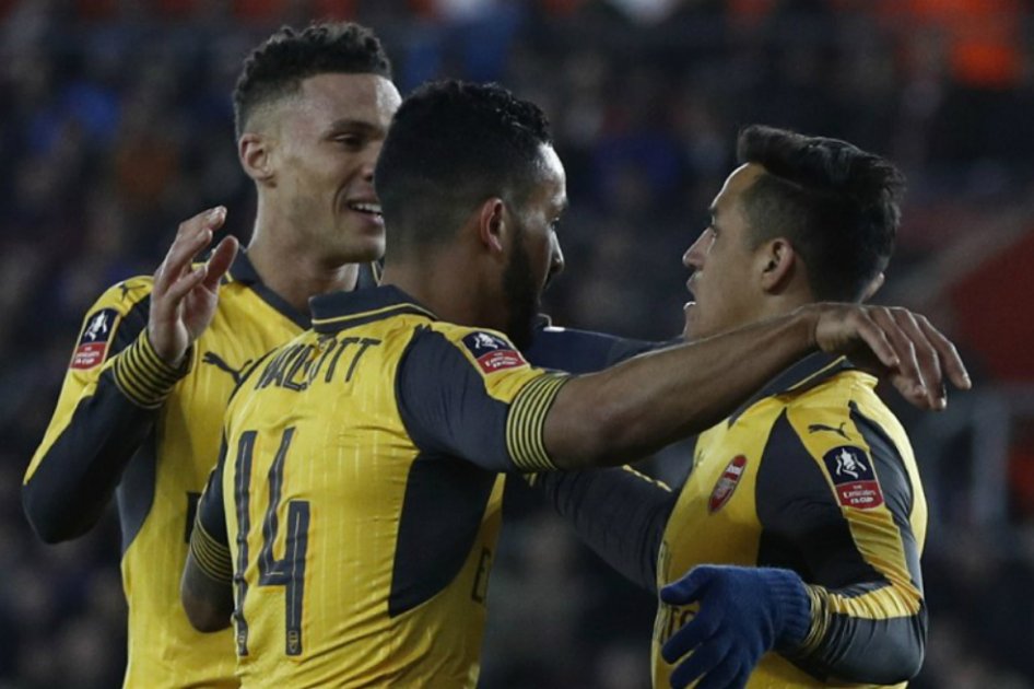 Clasificación y goleada del Arsenal con David Ospina de titular y con el arco en cero
