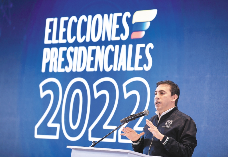 “Antes de las 8:00 p.m. habrá nuevo  presidente”: registrador Vega