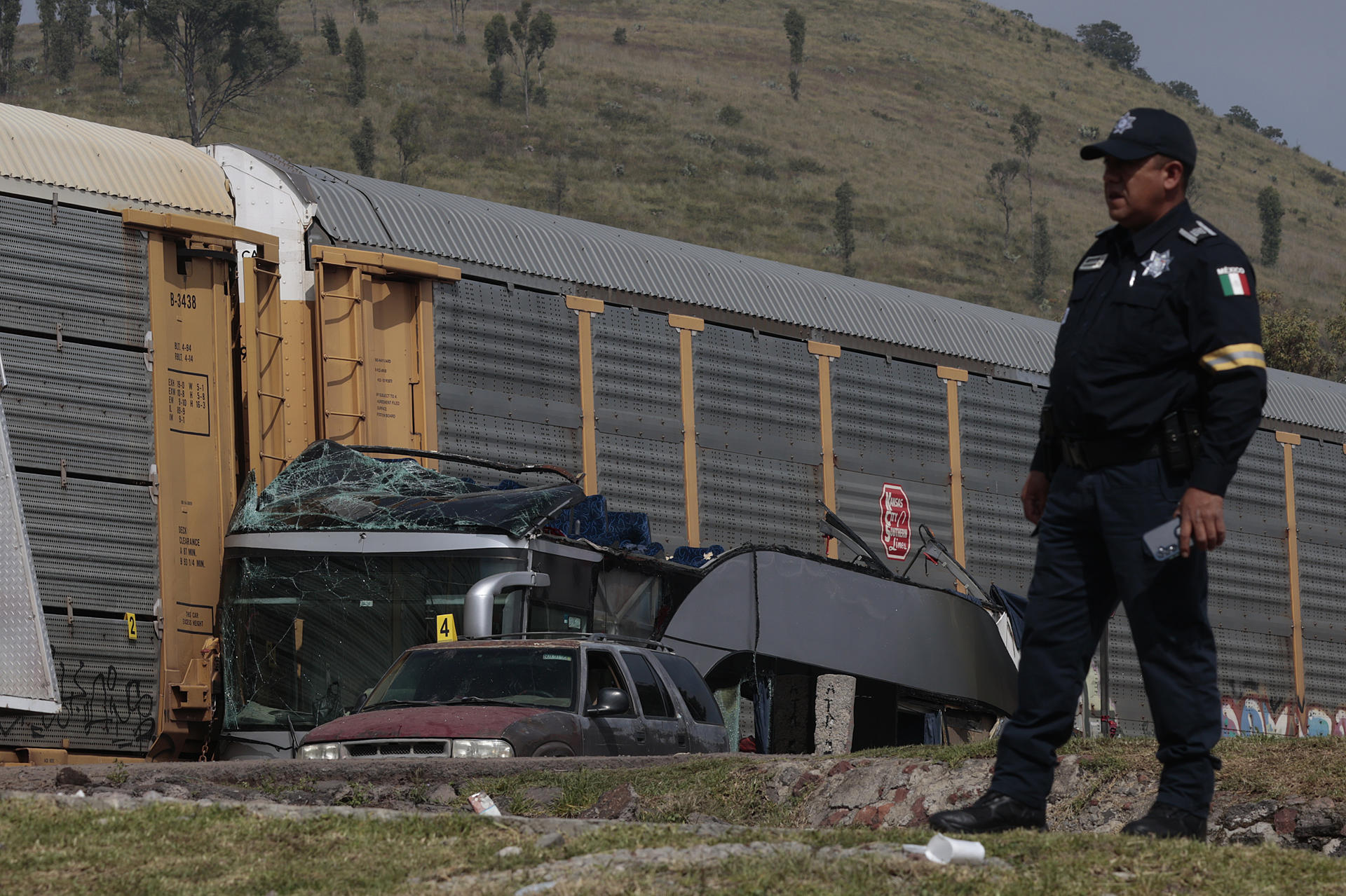 Tren descarrilado en Oaxaca, México, deja 13 muertos y 98 heridos