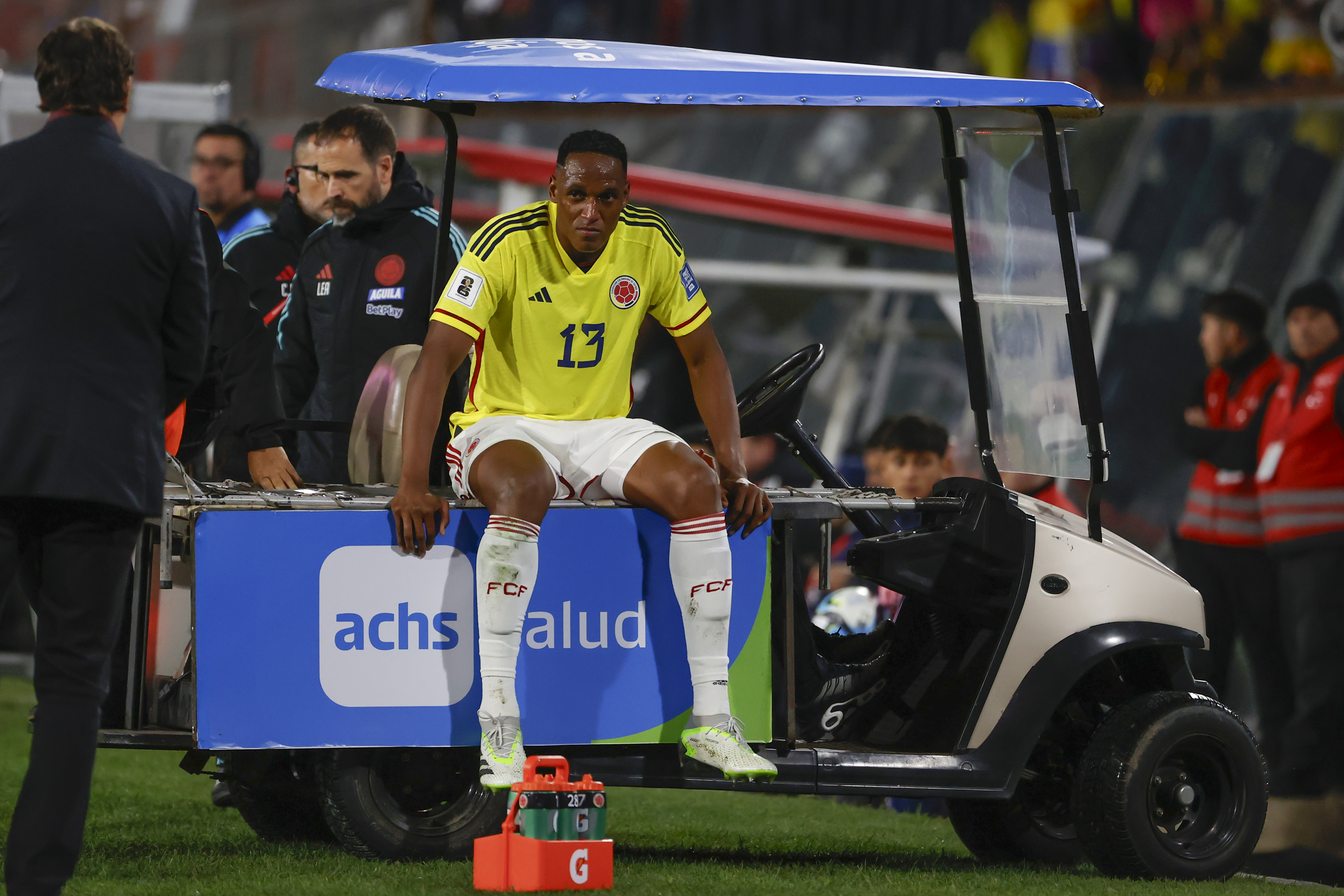 Yerry Mina salió lesionado: este es el reporte médico del defensor