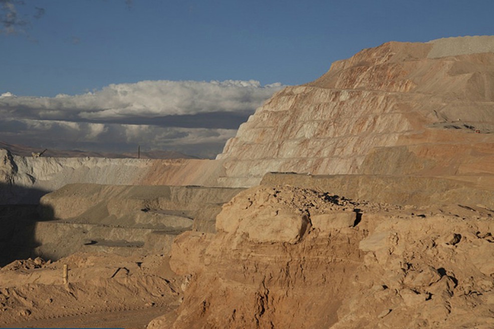 Chile cierra una de las minas de oro a cielo abierto más grandes por problemas ambientales