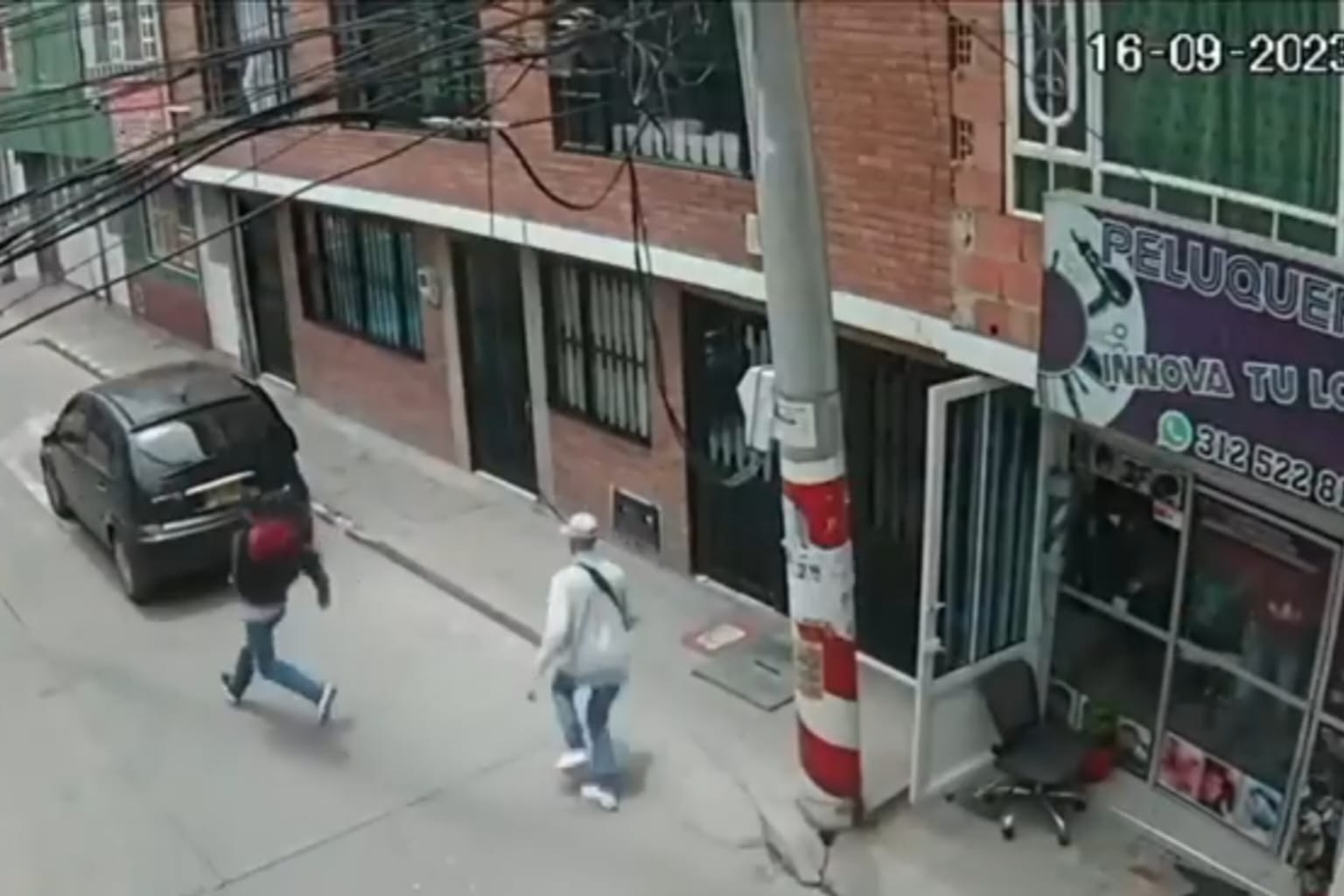 Con pinzas y secadores mujeres espantaron a ladrones que iban a robar peluquería