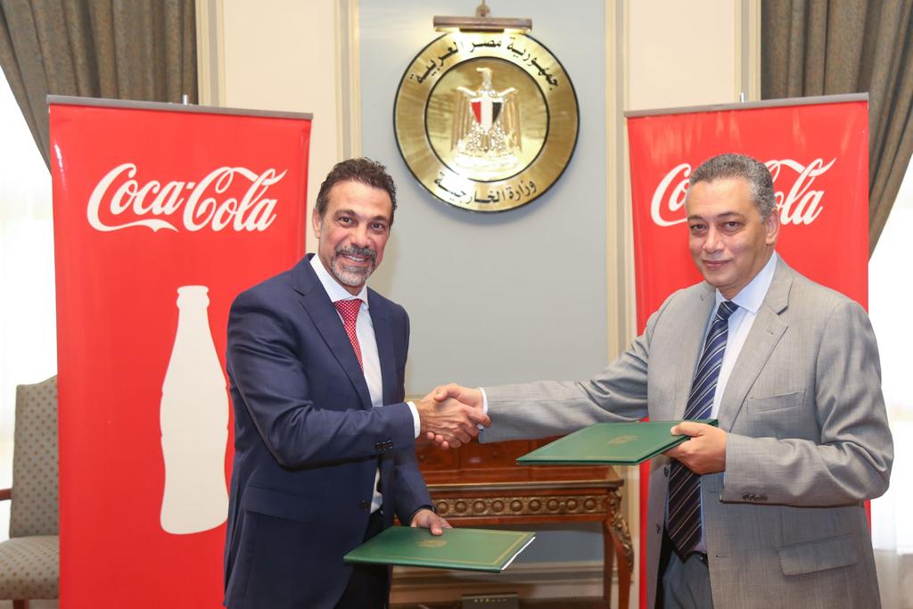 Coca Cola, un gran contaminante de plástico, será patrocinador de la COP27