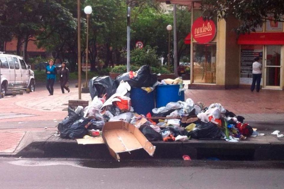 «Tal y como lo advertimos, Bogotá está llena de basuras»: Concejo