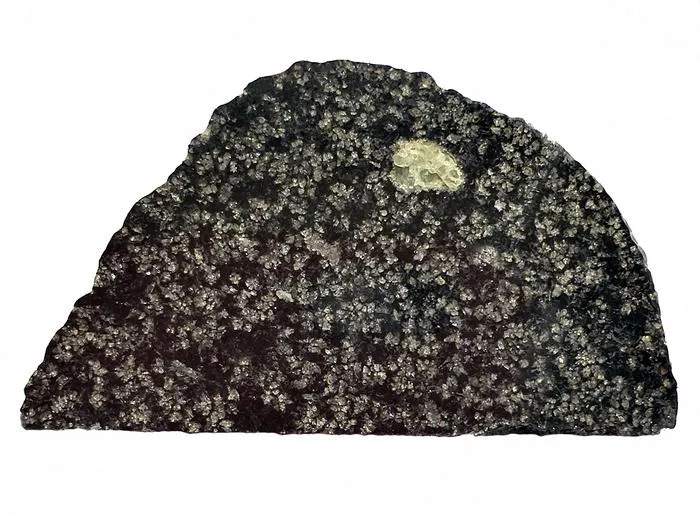 Encuentran un meteorito “excepcionalmente raro” en el desierto del Sahara