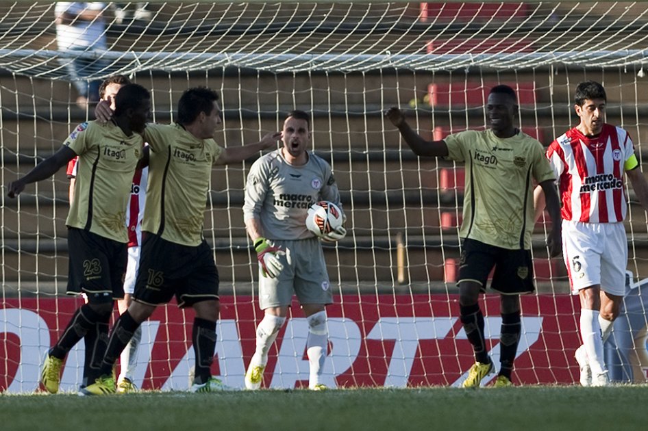 Itagüí logró un valioso empate en Uruguay y clasificó en la Sudamericana