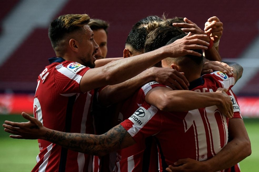 Atlético de Madrid goleó a Eibar y le metió presión a Real Madrid y a Barcelona