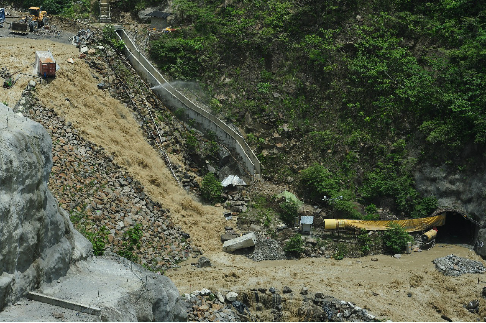 Parte de tranquilidad: por Hidroituango está fluyendo más agua de la que entra