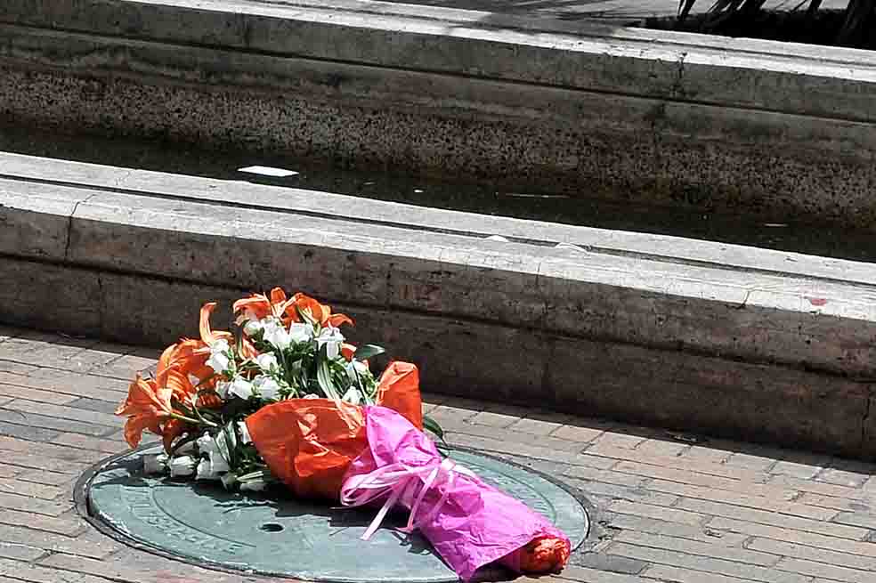Alcantarilla donde falleció Michel Dayana Barrera, de dos años de edad. El incidente ocurrió en la avenida Jiménez con carrera 9ª. / Liz Durán