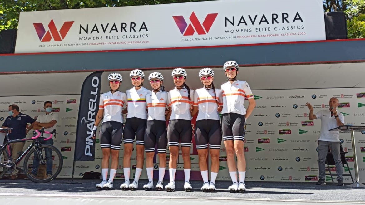 El equipo femenino Colnago empezó sus competencias en el ciclismo europeo