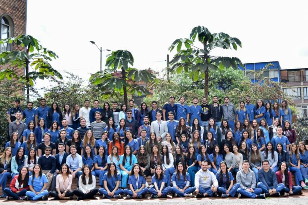U. del Rosario gradúa a 117 médicos de manera anticipada para atender la pandemia de COVID-19