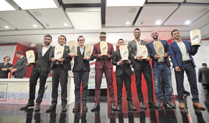 (De izq. a der.) Fernando Gaviria, Edwin Vargas, Sebastián Rozo, Eléider Álvarez, Jossimar Calvo, Robert Farah, Juan Sebastián Cabal y Éider Arévalo. / Fotos: Mauricio Alvarado y Cristian Garavito